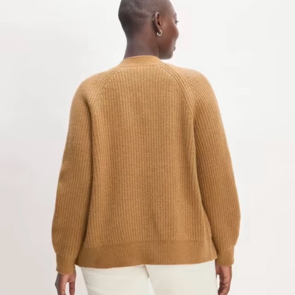 100% wool Everlane Women's Camel Cardigan Sweater - Picture 2 of 16